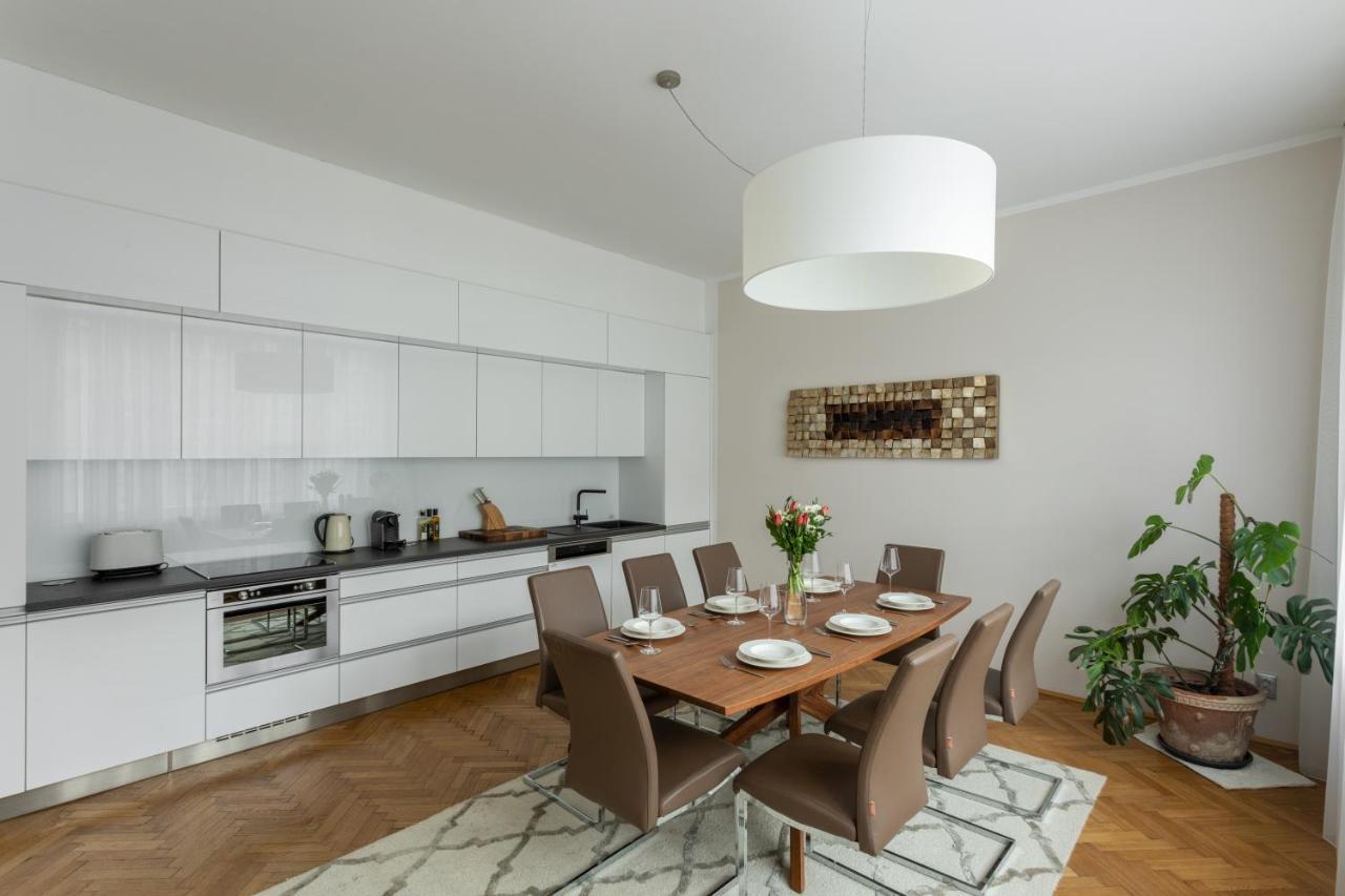 Deluxe Apartment In Old Town By Prague Days Exterior photo